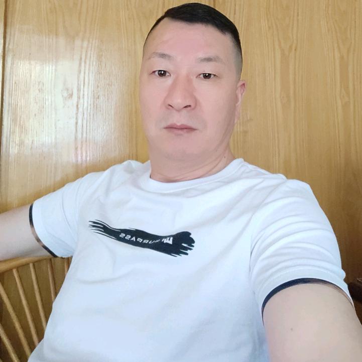 感恩做人，敬业做事