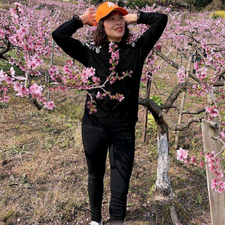 英子