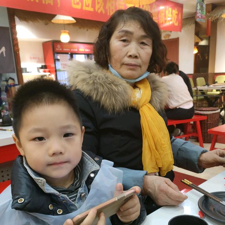 巧玲
