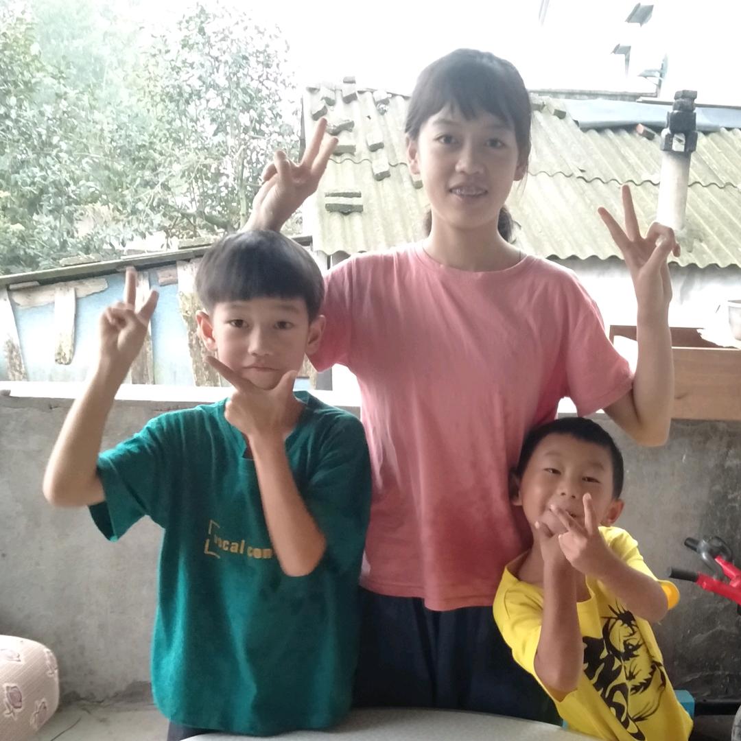 王姊妹