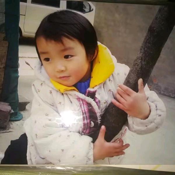 張先英