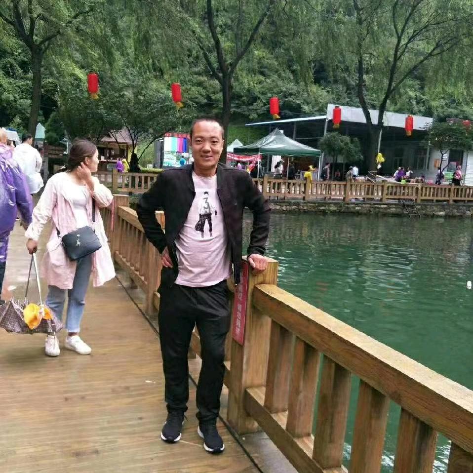 《泪》累《无》痕