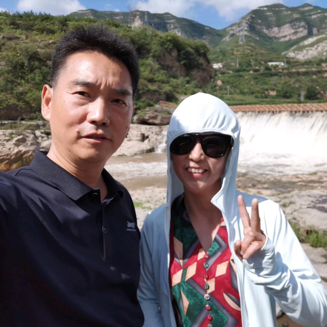 萍水相逢