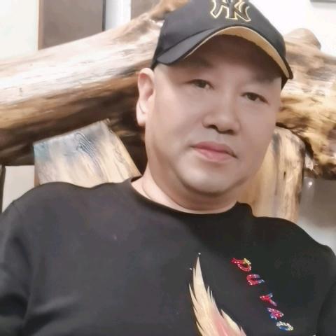 七歌..🎷