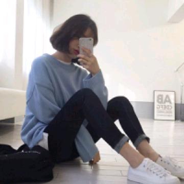 熹微 ξ( ✿＞◡❛)