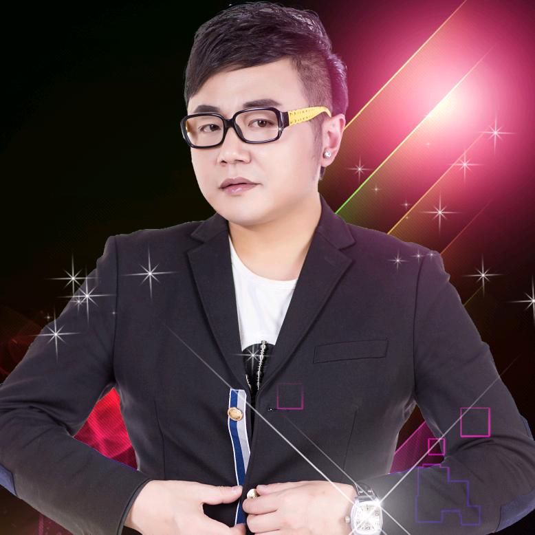 歌手姜海龙(南风)一路向北原唱