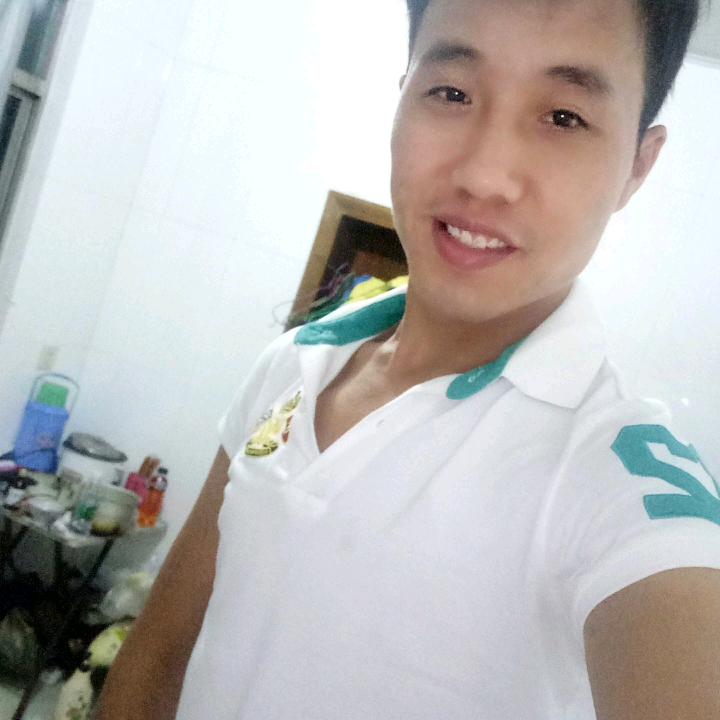 小草坝天麻方竹笋销售，小李