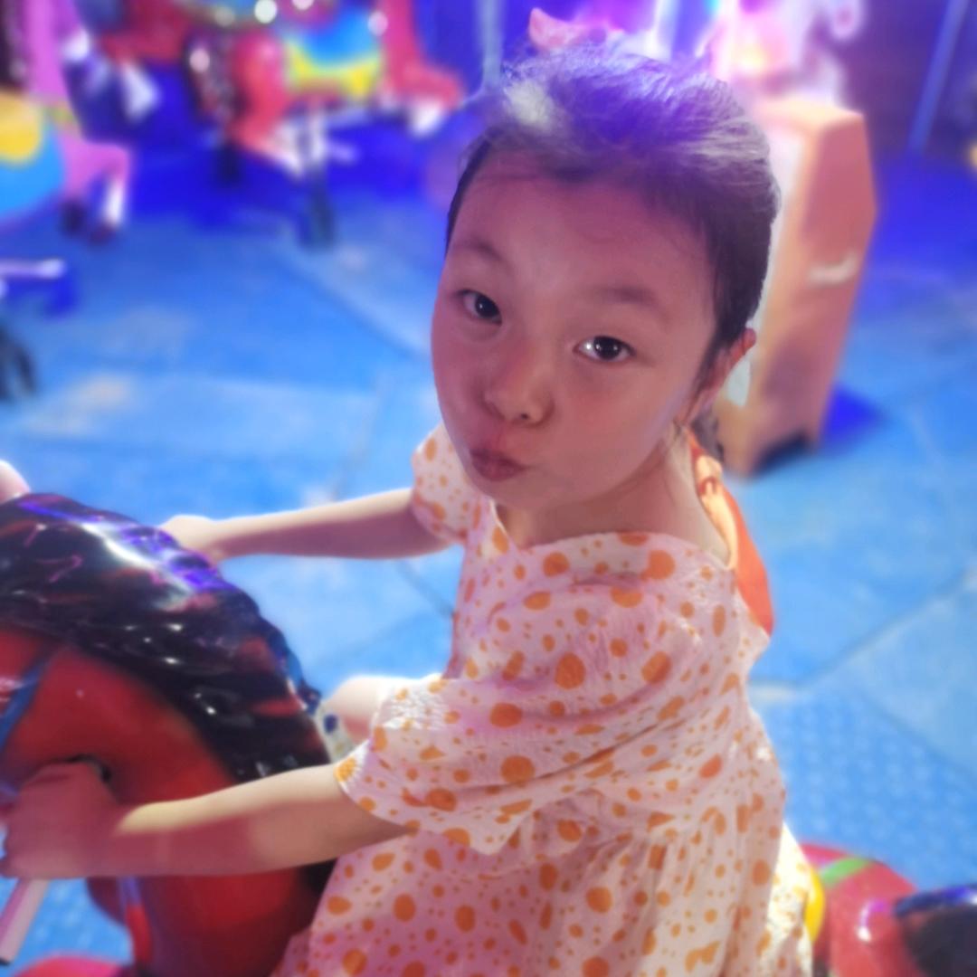 快乐美美