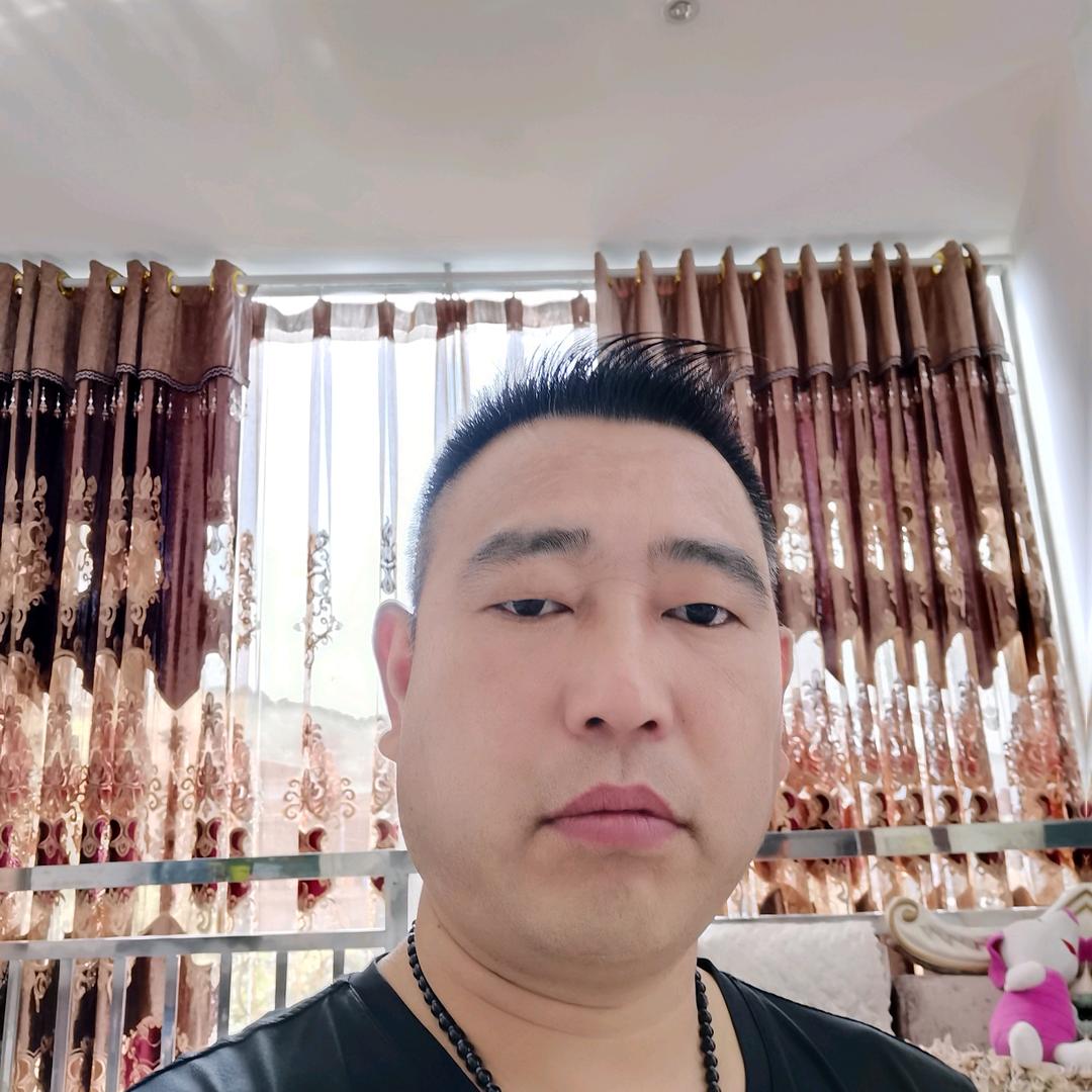 松艺园红豆杉造型团队