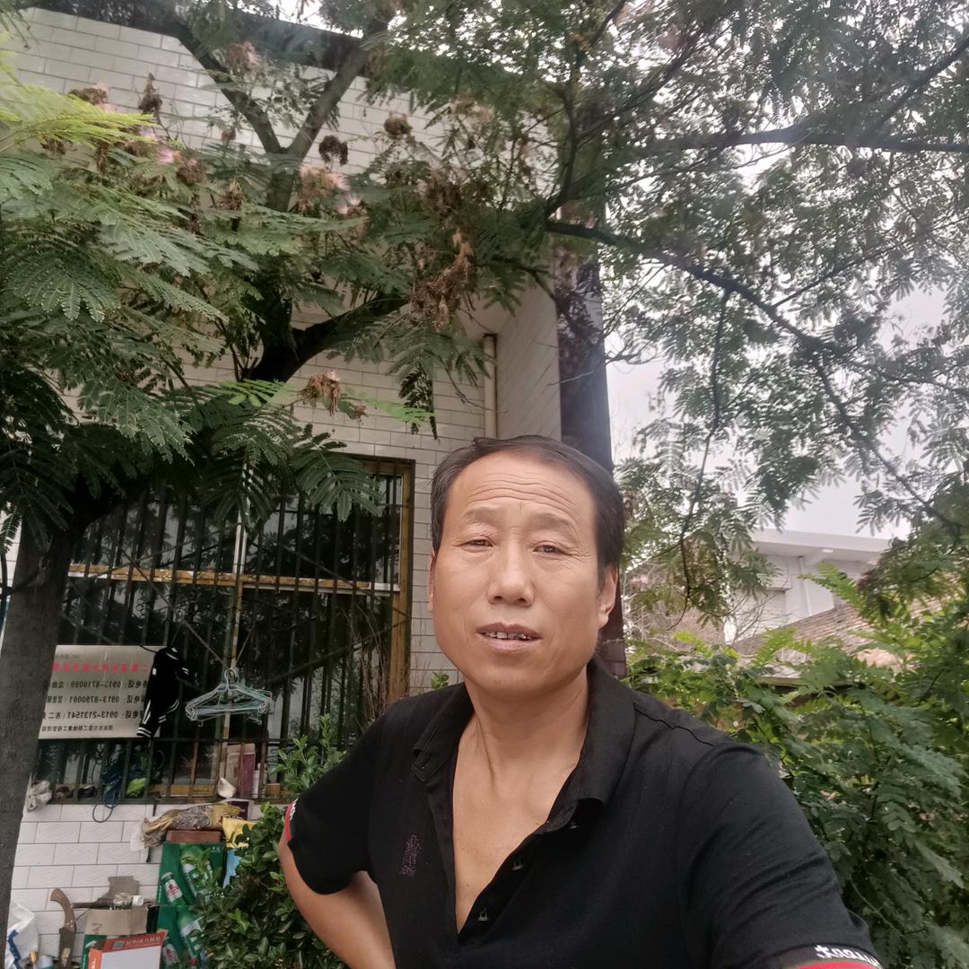 王强