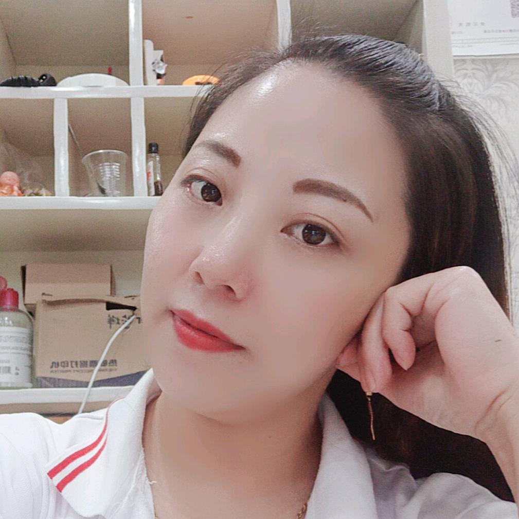谢仿仿