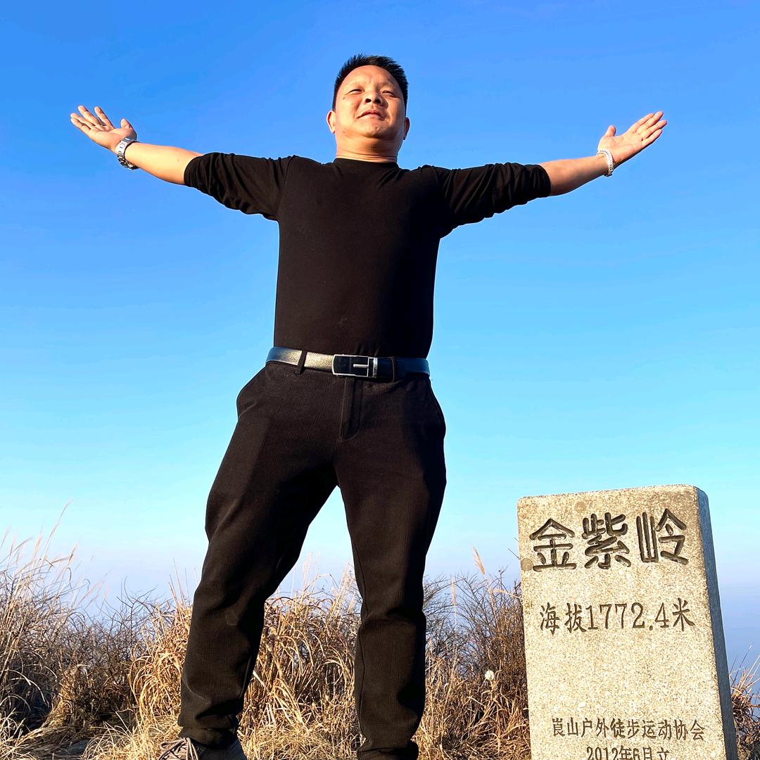 武冈小吴（二手车）钟经理