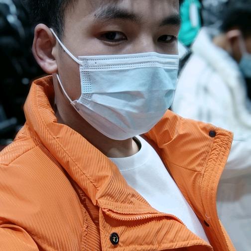 孤独陪一个人