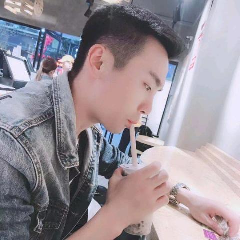 请叫我、根哥