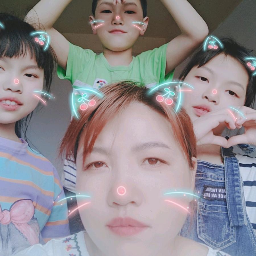 曾选艳🌺沉默🌹🌷