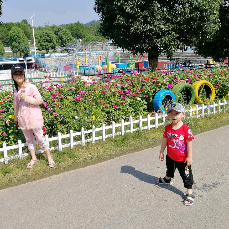 家有👨‍👩‍👧‍👦儿女