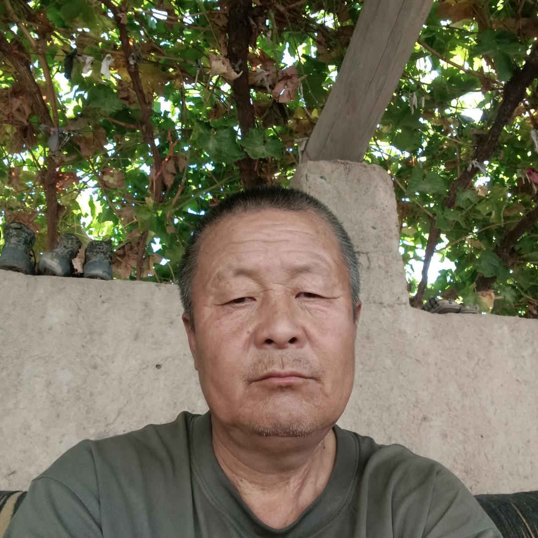 唱歌农人小号