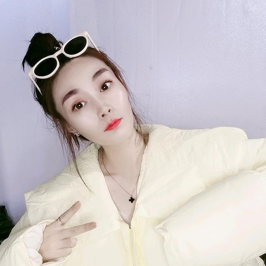 梦妮精品服饰