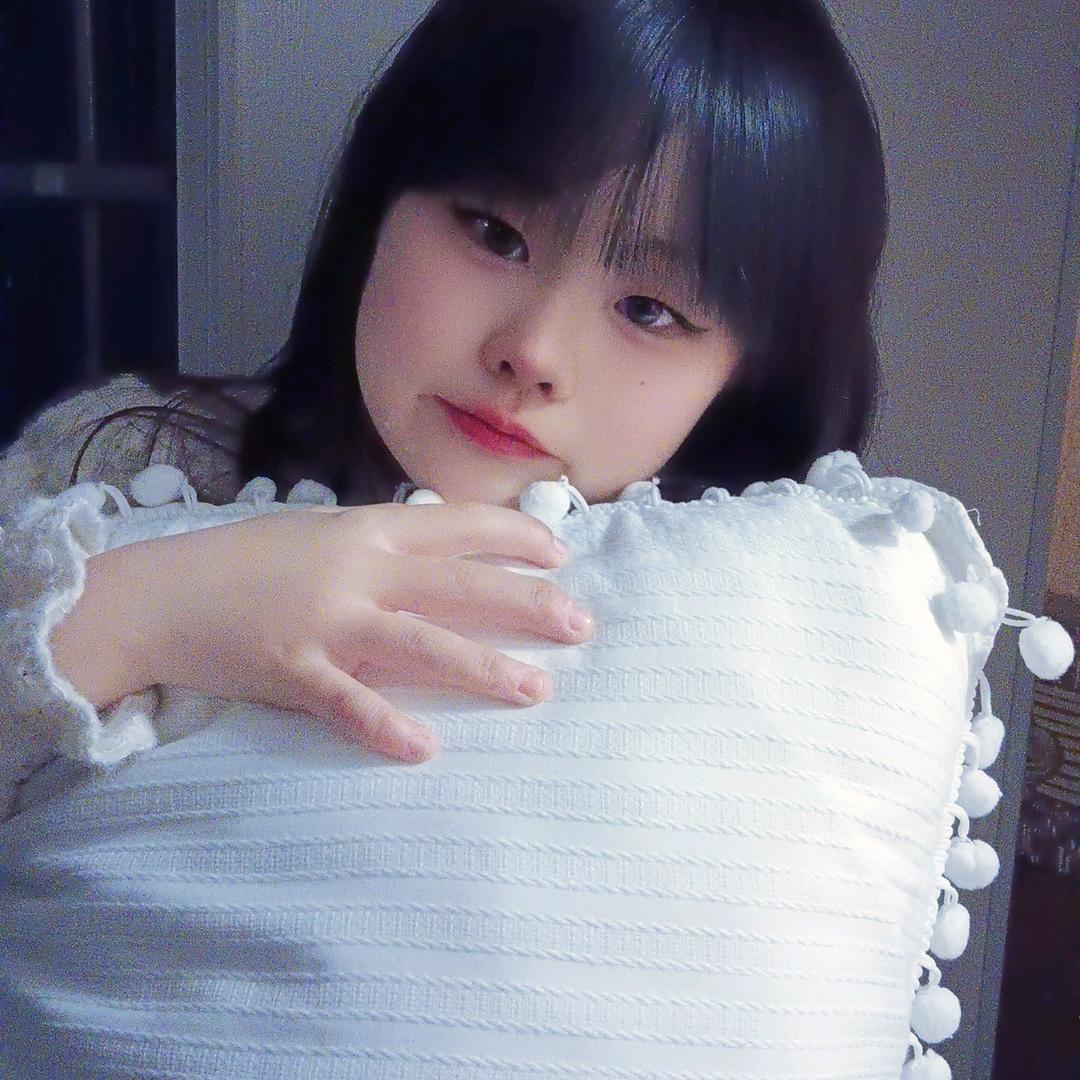英子