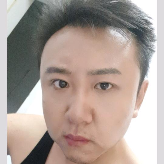 龙龙逛商场+努力变得健康