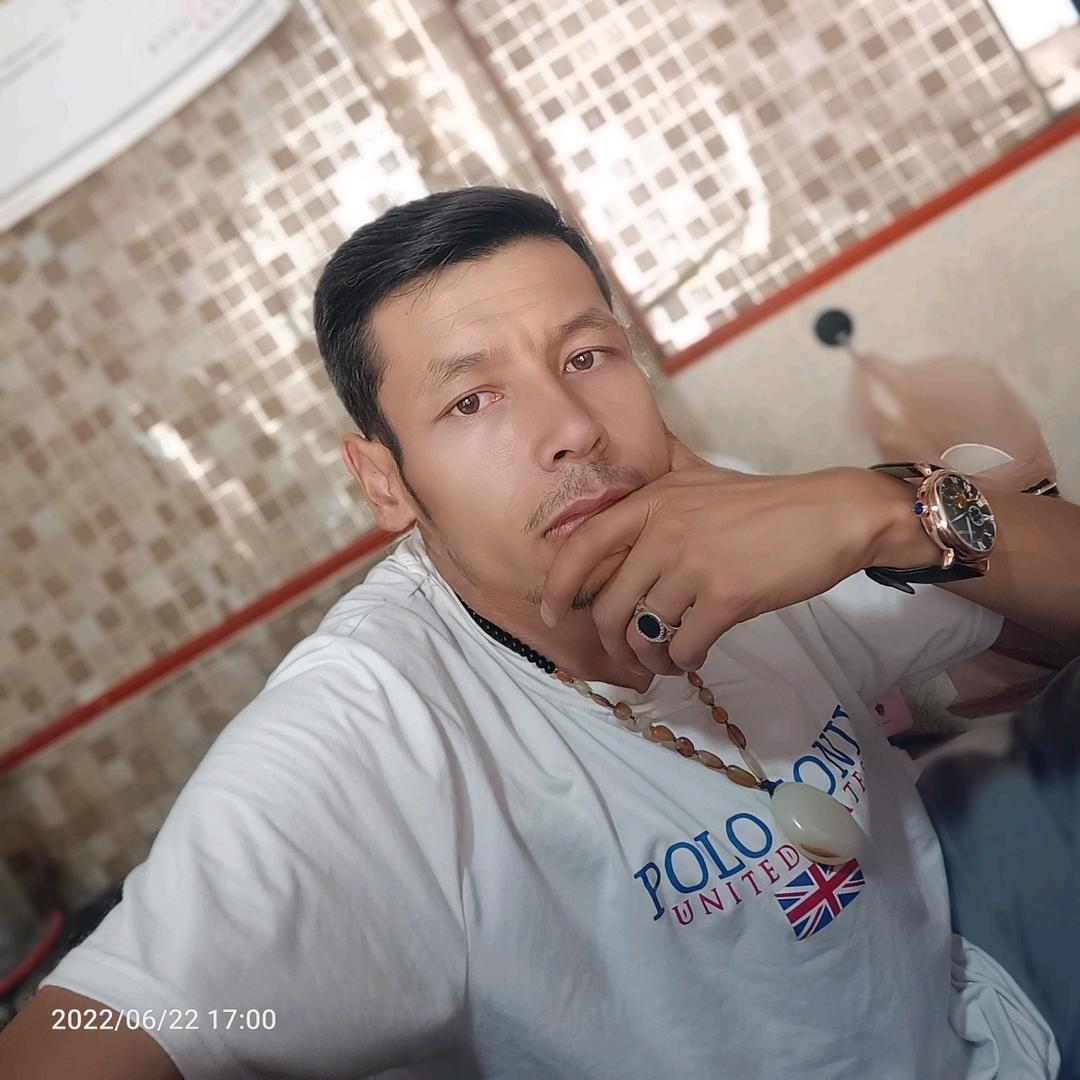小尼_NIJAT ILIHO_Üz族