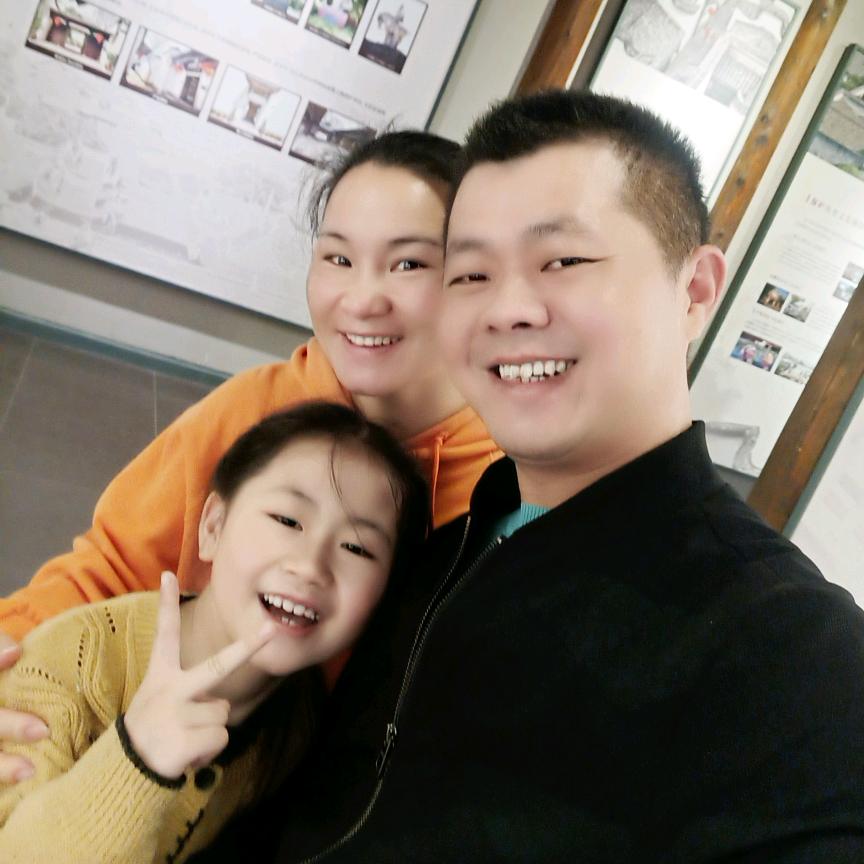 打锣阿辉