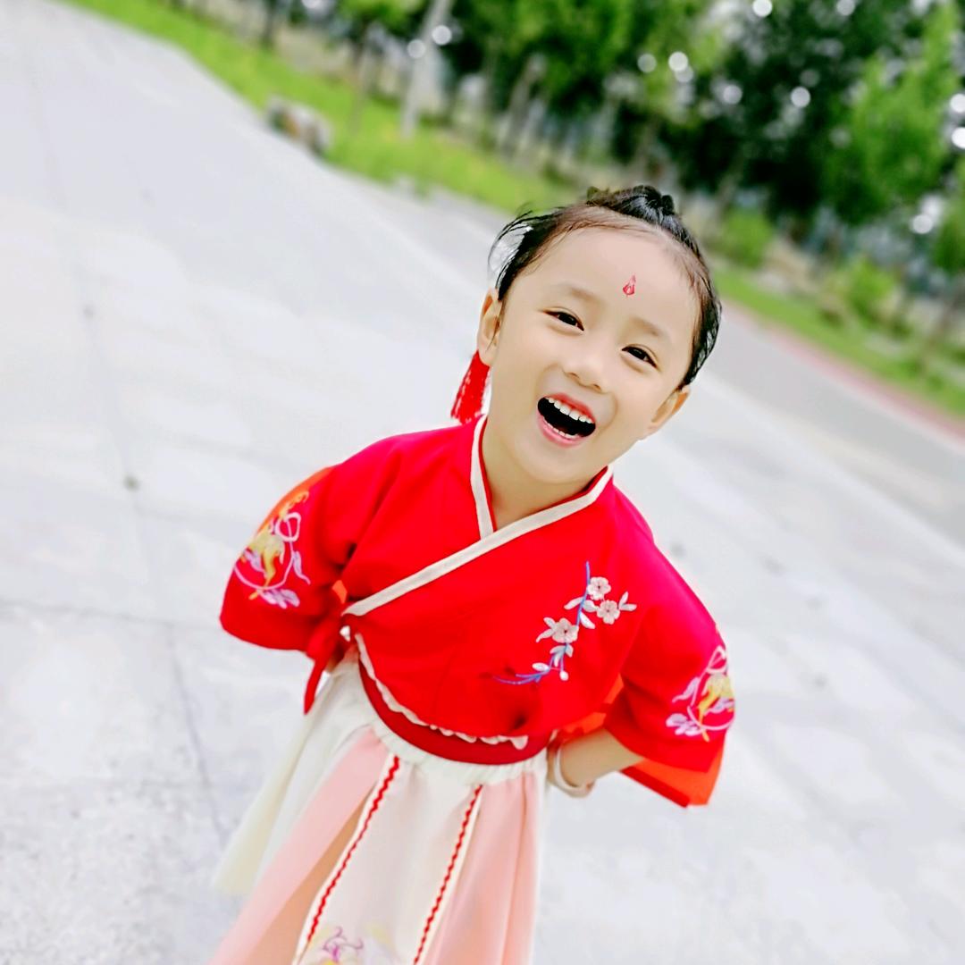 李卿嫣然