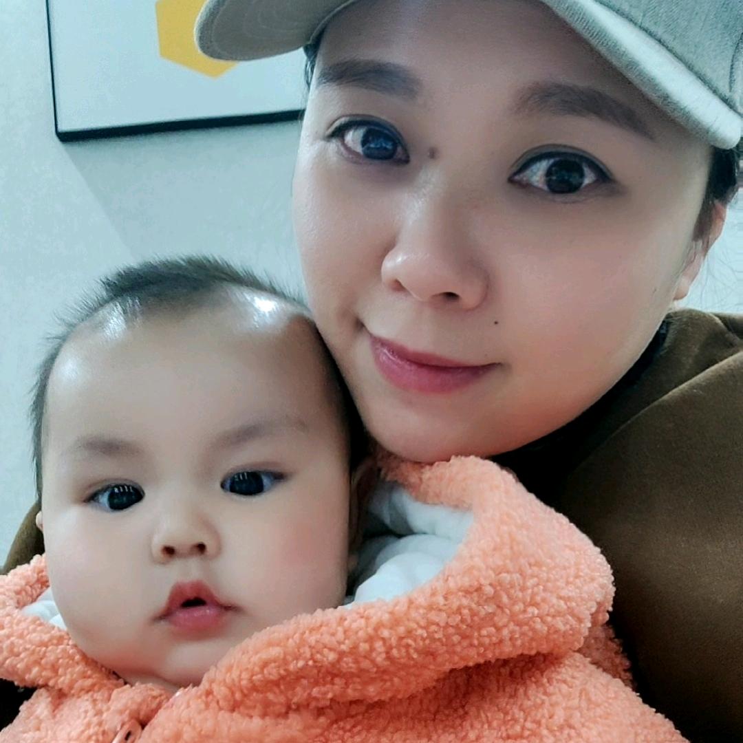 段清越小朋友的麻麻