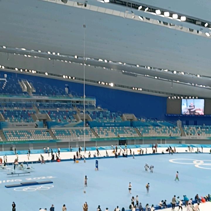 郑她一个亿1
