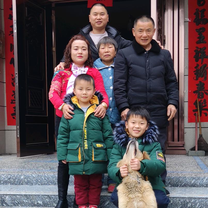 幸福一家人，双双