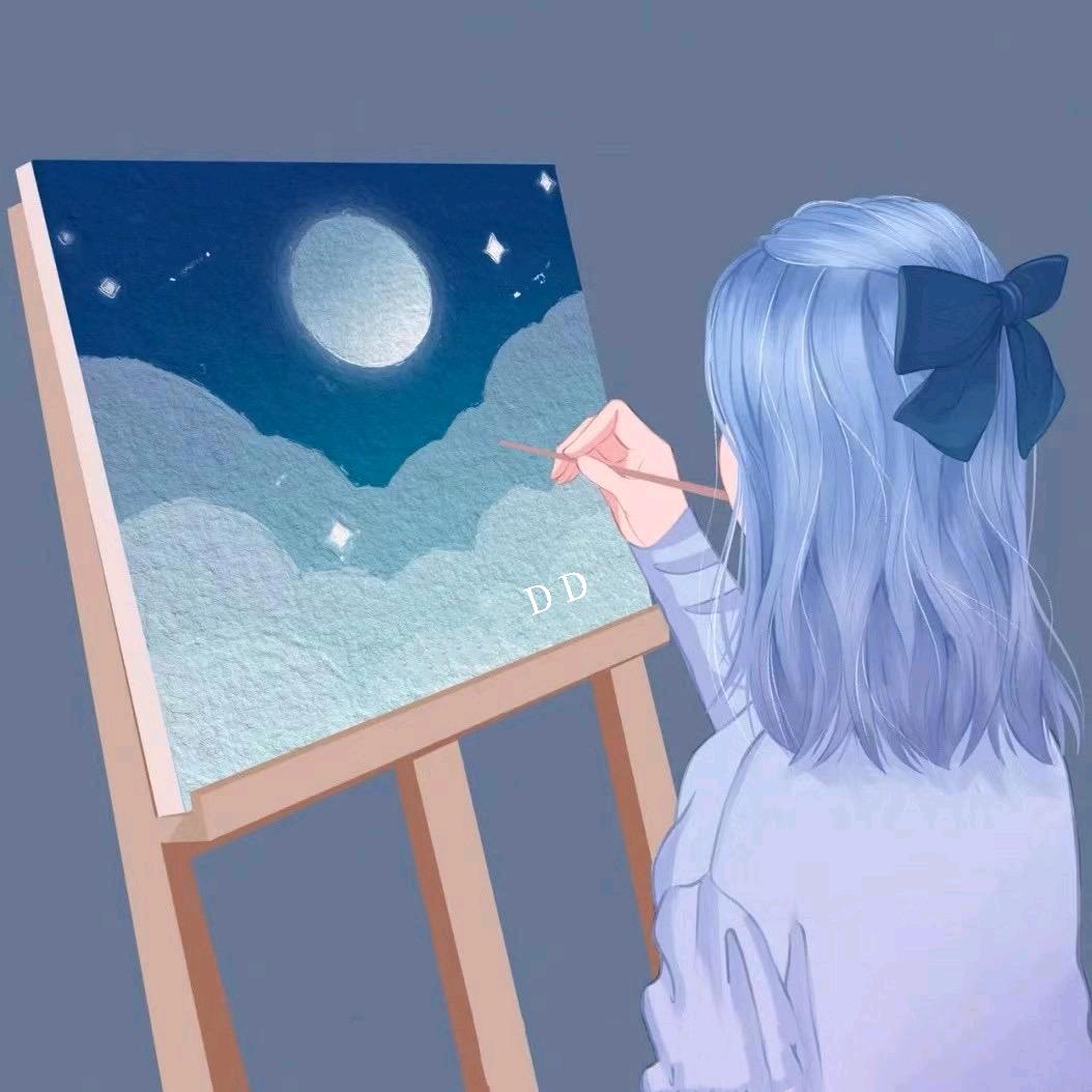 八月