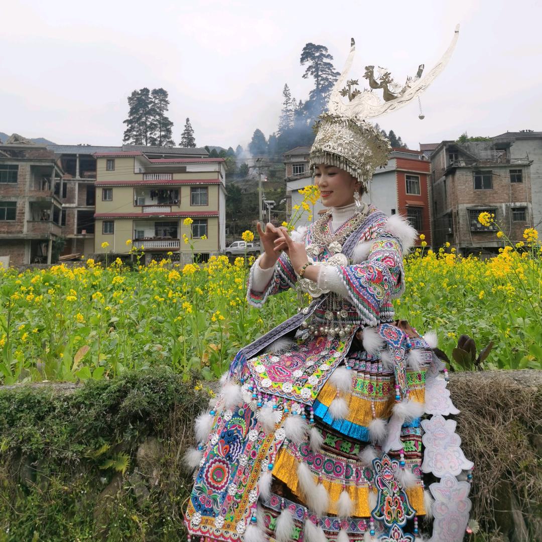 《知足%幸福》-潘家杉三姐