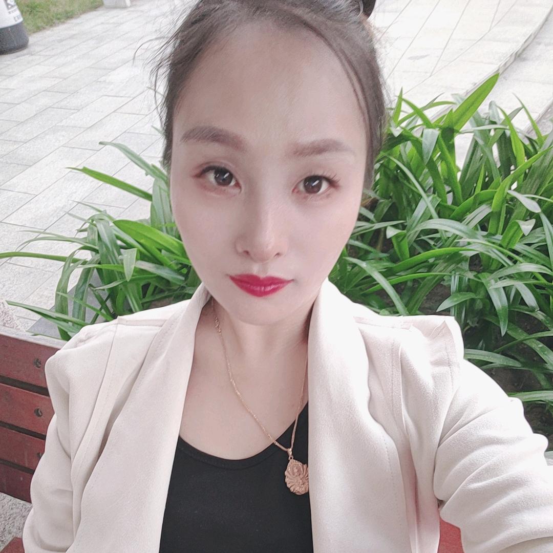 🌻何何美美