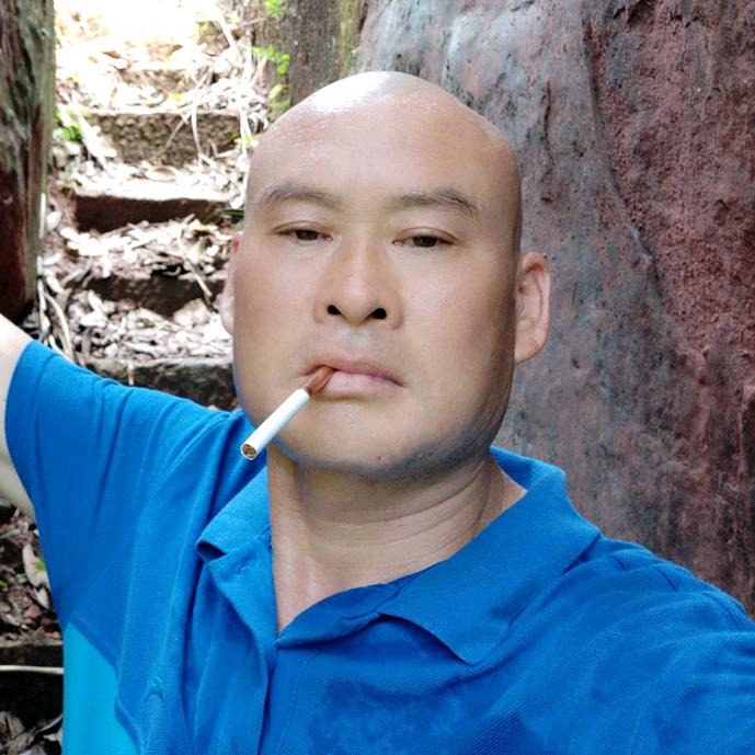 夕阳岁月守村人