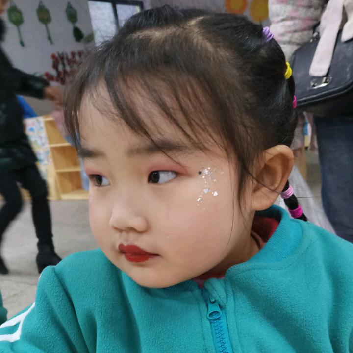 张语语
