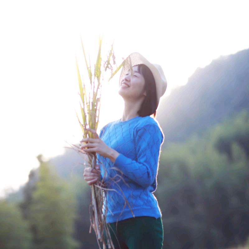 我与青山相待老