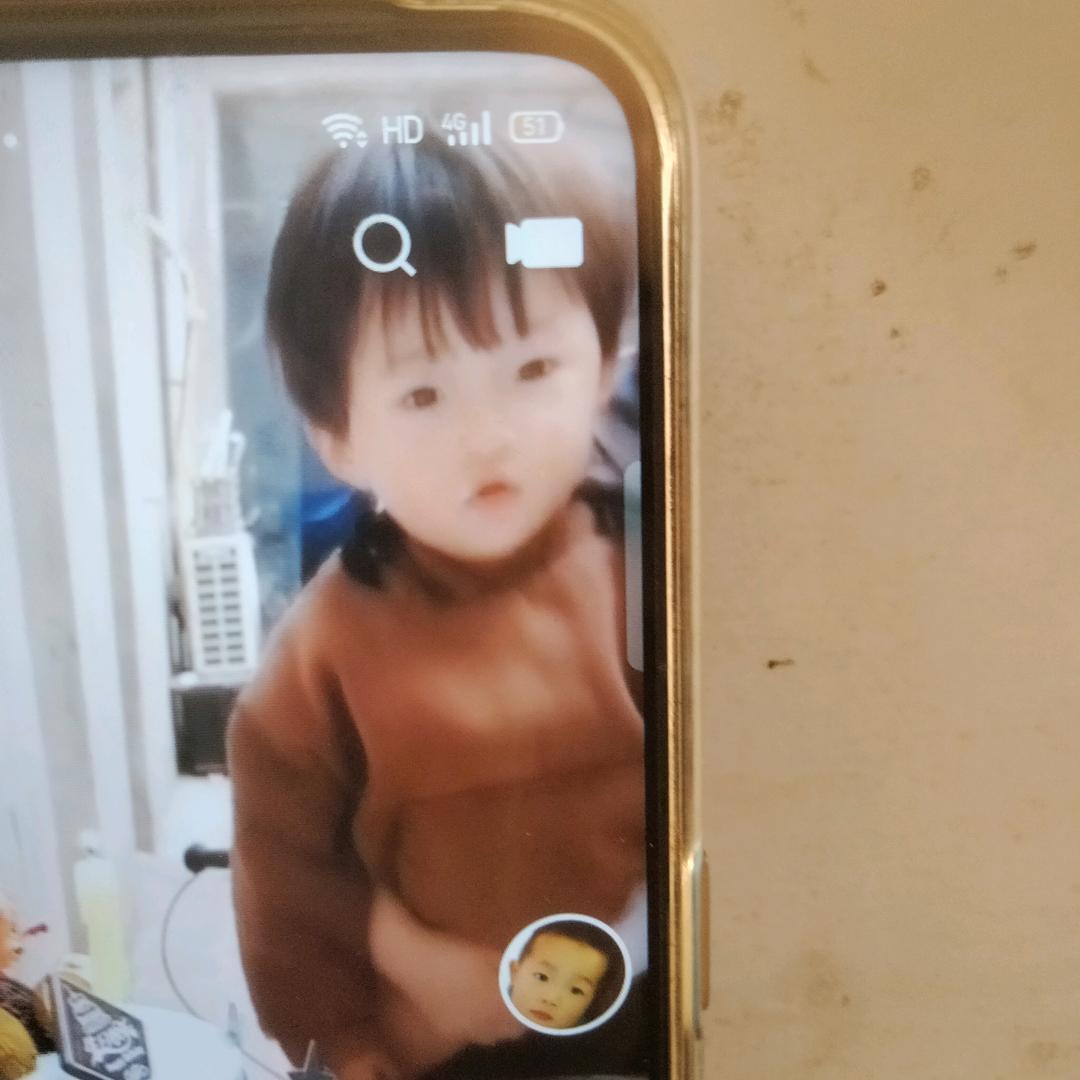 我可爱的小孙女儿。