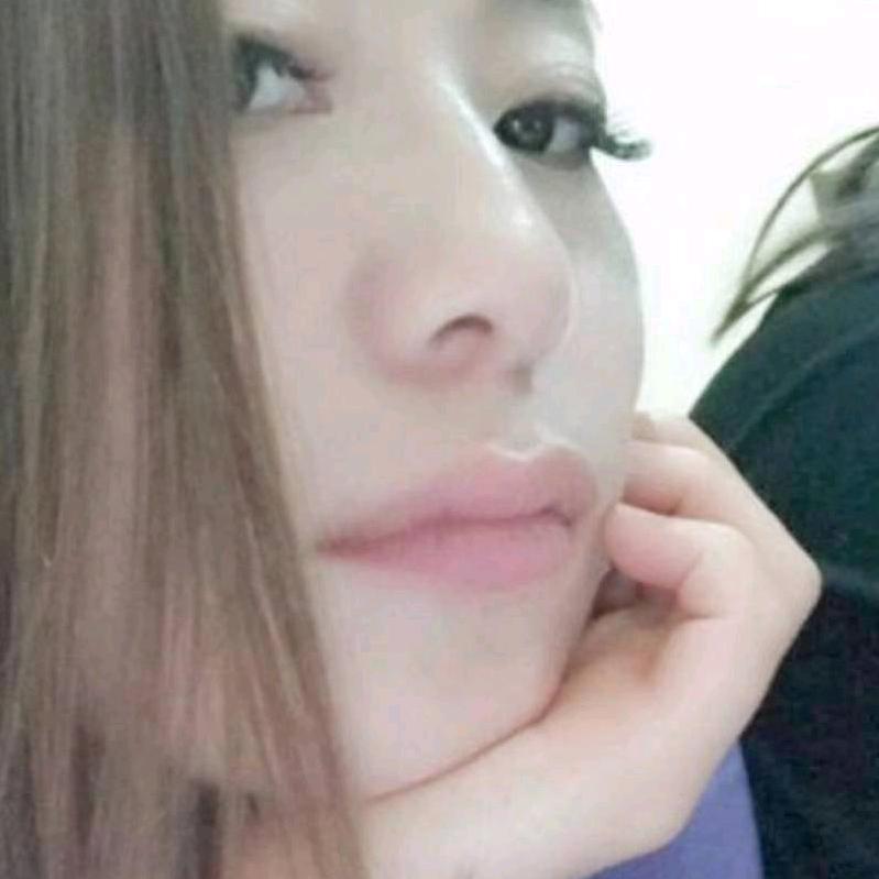 小鸟依人。