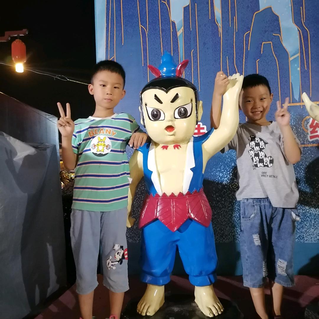 张妮