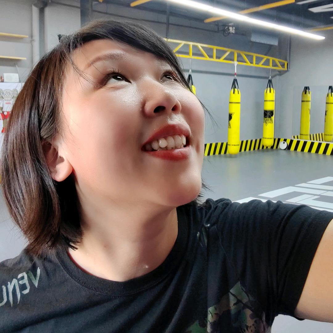 我是一个调皮捣蛋的孩纸