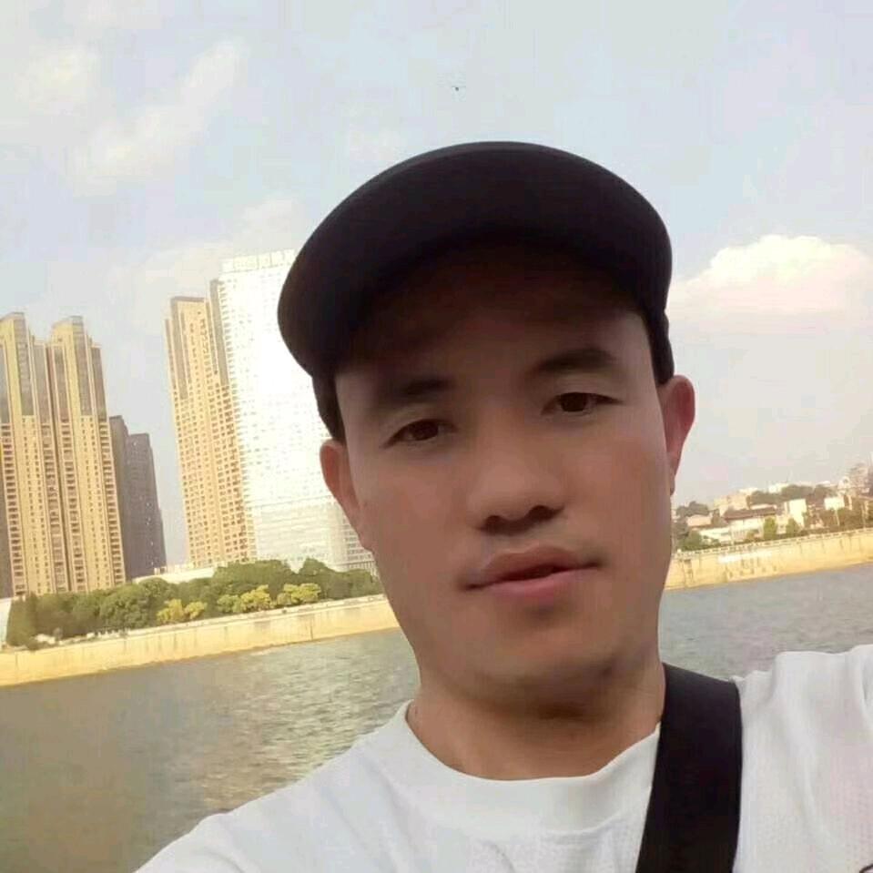 🌟奋斗*前*行🌻******