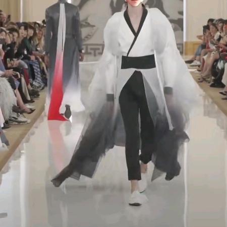 李华弦又崩了🌈