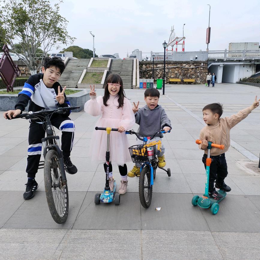 xyz开心快乐