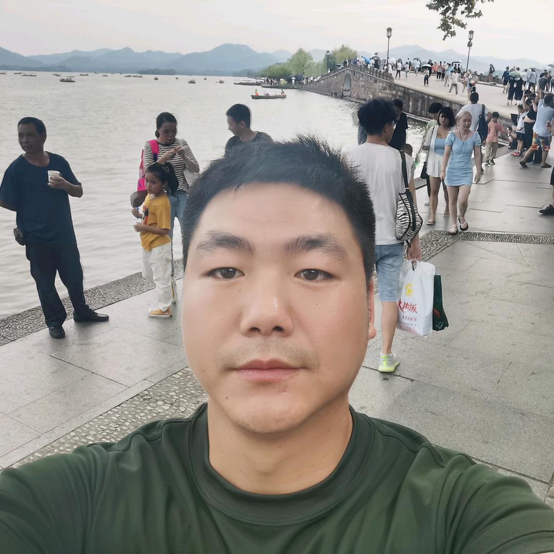 小韩喊豆腐
