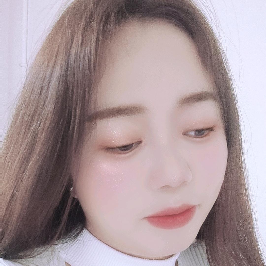 痛而不言，笑而不语