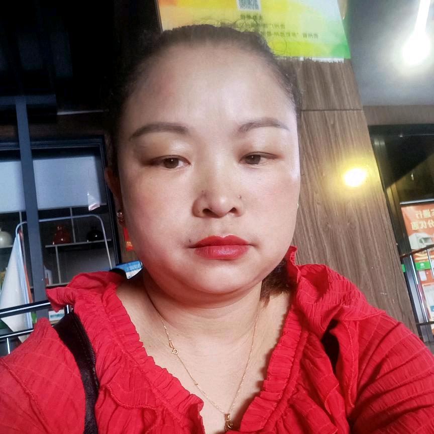 农村小妹爱听歌