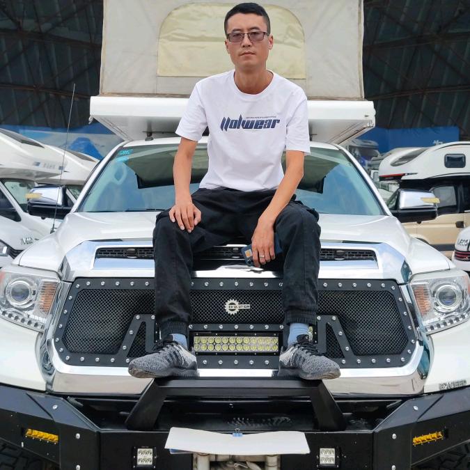 凌云（西安凌途房车）