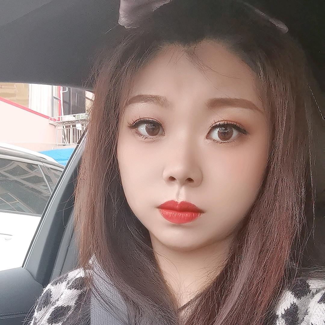 请叫我耀美丽。