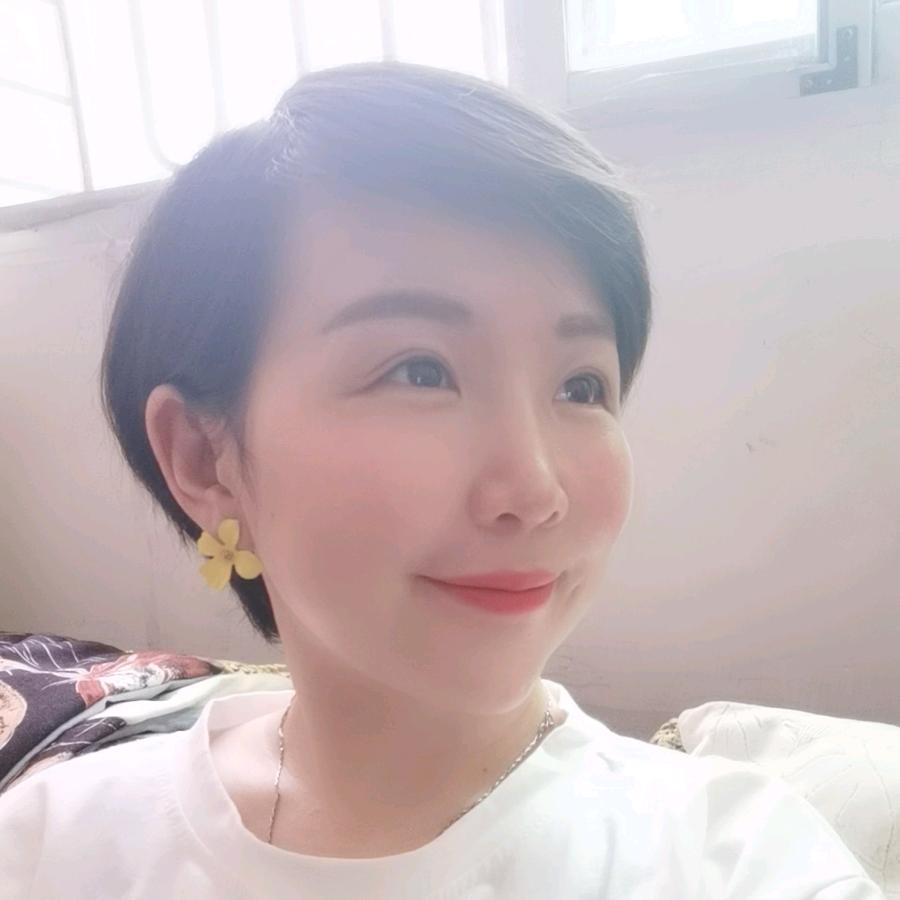 王👑的夫人
