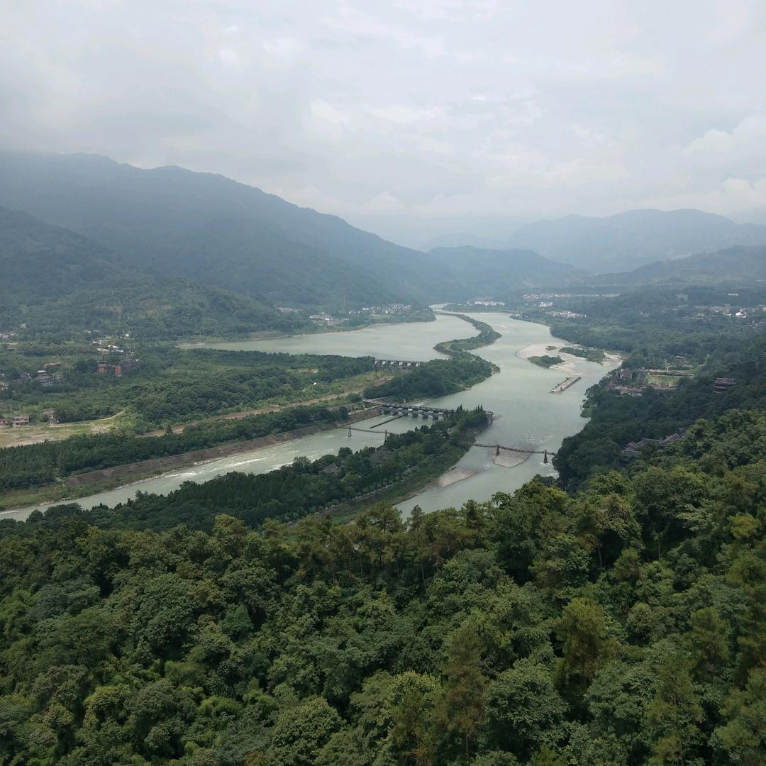 不约而同